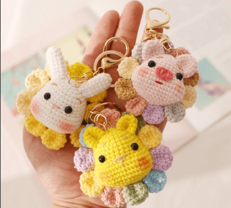 làm đồ handmade móc khóa