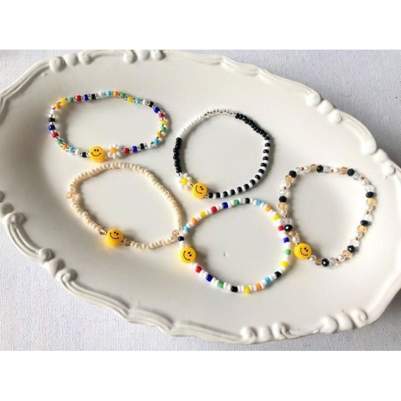 các mẫu vòng cườm handmade đẹp dễ thương