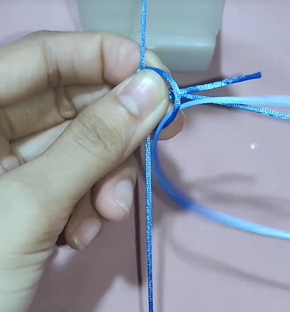 tạo khóa vòng tay